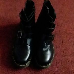 Women's Dr Martens black size 7